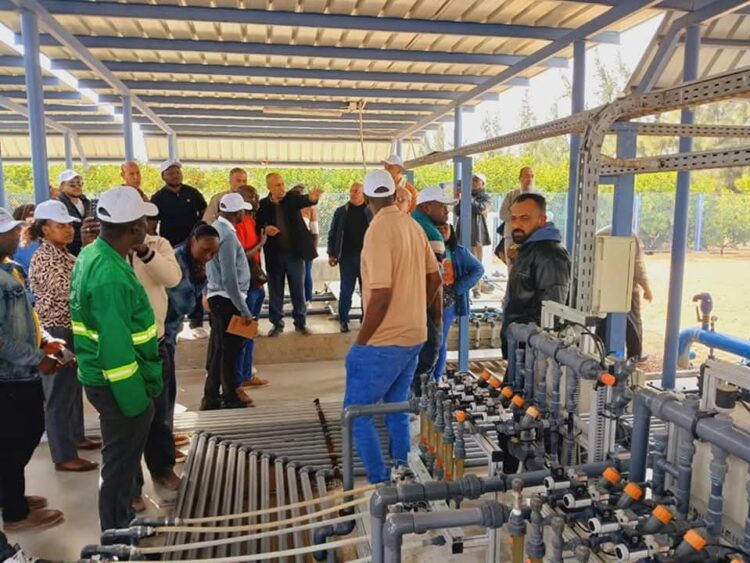 وزير الري يتابع موقف الأنشطة والبرامج التدريبية التي ينظمها “مركز التدريب الإقليمى للمياه والتكيف المناخي”