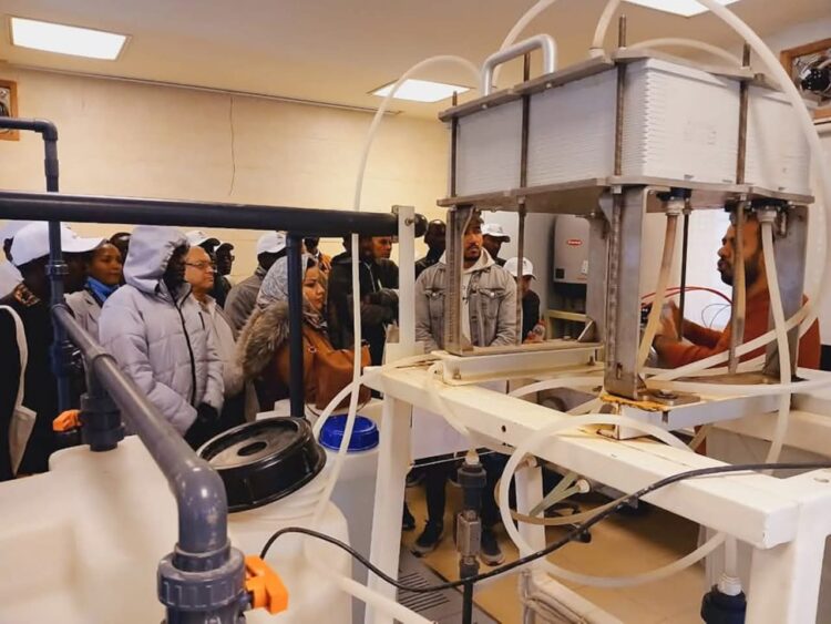 وزير الري يتابع موقف الأنشطة والبرامج التدريبية التي ينظمها “مركز التدريب الإقليمى للمياه والتكيف المناخي”