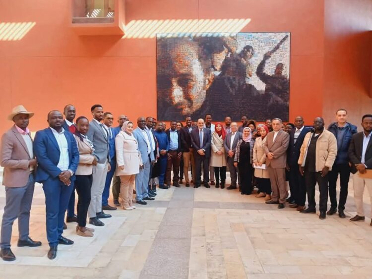 وزير الري يتابع موقف الأنشطة والبرامج التدريبية التي ينظمها “مركز التدريب الإقليمى للمياه والتكيف المناخي”