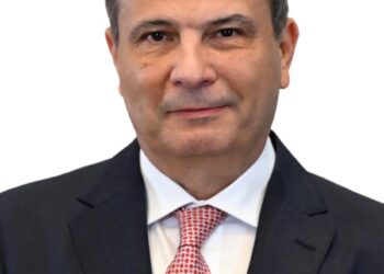 وزير الزراعة يغادر إلى برلين لحضور “فروت لوجستيكا ٢٠٢٥” ويلتقي عدد من نظراءه والمستثمرين من الدول المختلفة