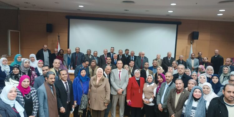 البحوث الزراعية يعقد المنتدى الثقافي العلمي السابع تحت عنوان "ابتكار مصري: المبيدات الضوئية الخضراء في إطار قضية الأمن الغذائي" 1 البحوث الزراعية