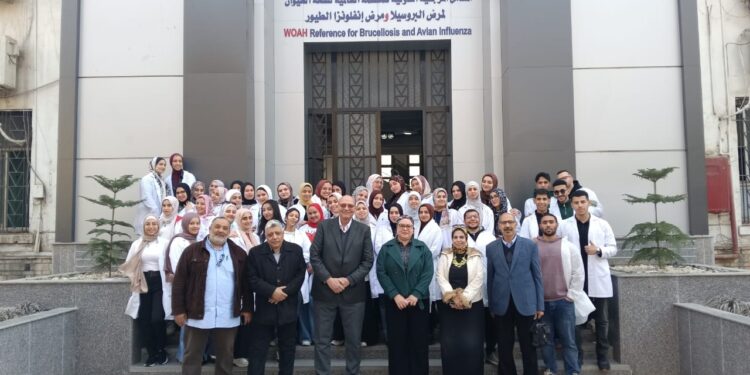 «الصحة الحيوانية» ينظم برنامج تدريبي لتشخيص الأمراض الحيوانية لطلبة كلية العلوم جامعة المنصورة 1 الصحة الحيوانية