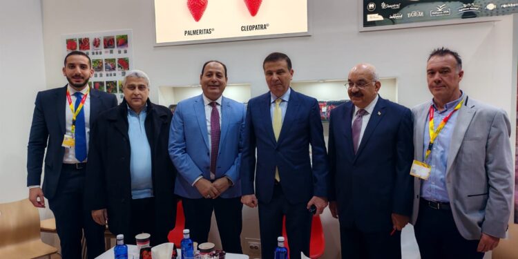 «منتجي الحاصلات البستانية» يشارك بفاعلية في معرض فروت لوجسيتكا 2025 1 الحاصلات البستانية