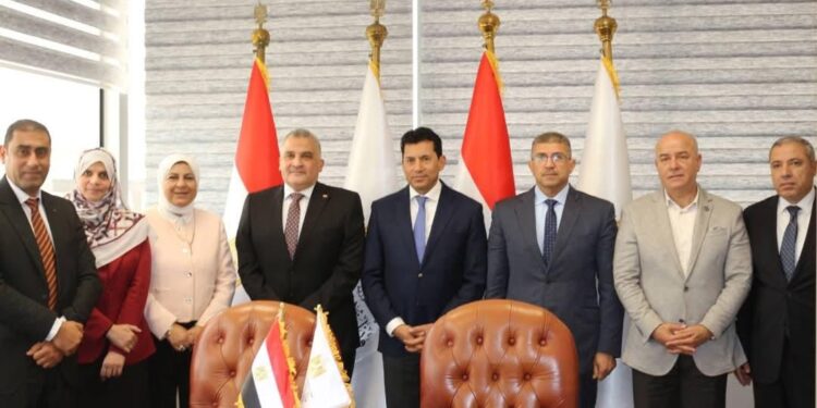 «الثروة السمكية» يوقع بروتوكول تعاون مع «الشباب و الرياضة» لدعم مشروعات الاستزراع السمكي 1 الثروة السمكية