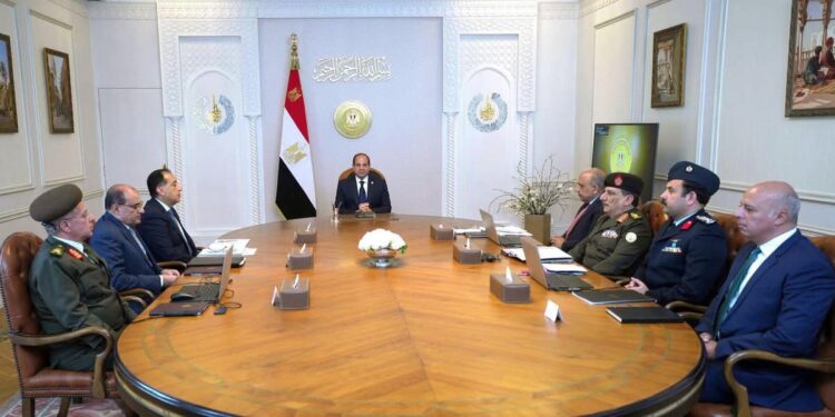 الرئيس السيسي يتابع توفير الكهرباء للمشروعات الجديدة للاستصلاح الزراعي 1 الرئيس السيسي