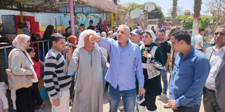 رئيس الخدمات البيطرية يتفقد حديقة الحيوان ببني سويف 1 رئيس الخدمات البيطرية يتفقد حديقة الحيوان ببني سويف
