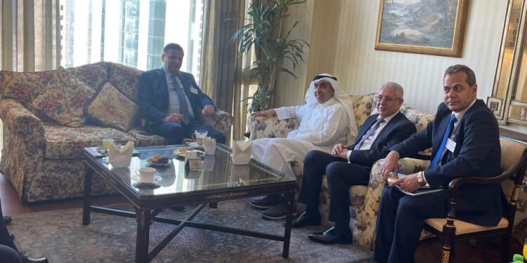 وزير الزراعة بحث تعزيز الاستثمارات الزراعية مع الأمين العام لمجلس الأعمال الكويتي المصري 1 وزير الزراعة