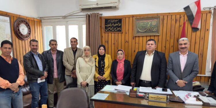 «الزراعة » تنظم ندوة إرشادية عن أهمية الزراعات التعاقدية بالغربية 1 ندوة إرشادية عن الزراعات التعاقدية