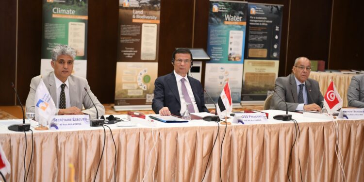 «فاروق» يفتتح الدورة السابعة للجمعية العامة لمرصد الصحراء والساحل بالعاصمة التونسية 1 مرصد الصحراء
