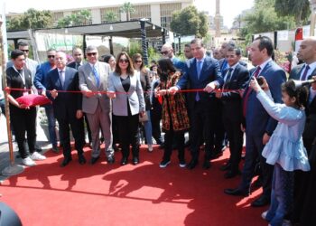 معرض ديارنا زهور الربيع