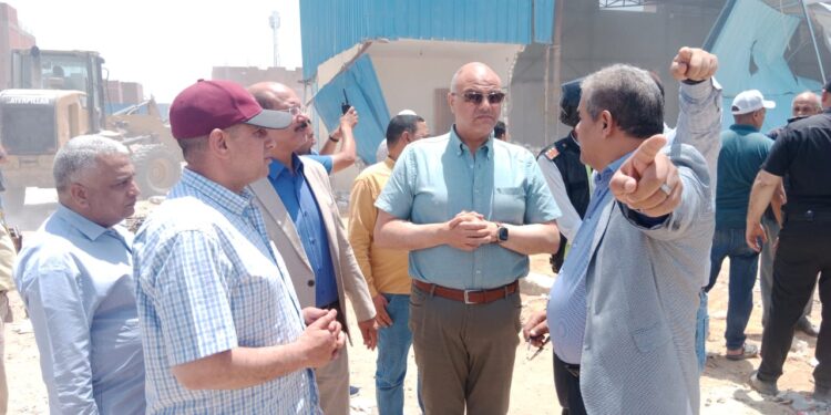 مدير الإصلاح الزراعي يشهد حملة مكبرة لإزالة التعديات بالقليوبية 1 إزالة التعديات