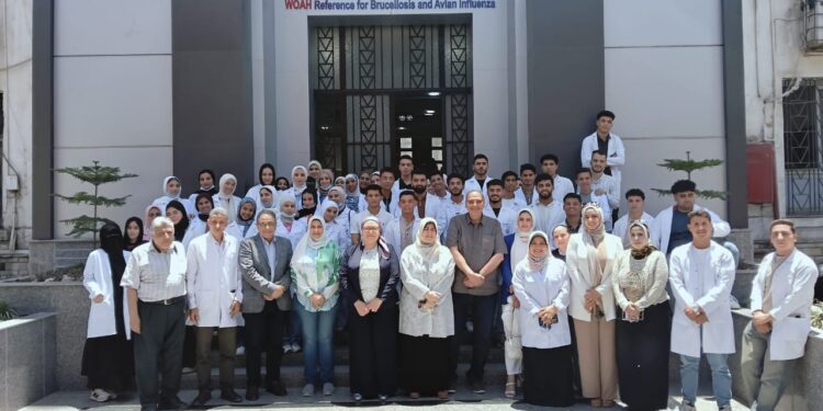 الصحة الحيوانية ينظم برنامج تدريبي لعدد 120 طالبا من كليات الطب البيطري والعلوم 1  الصحة الحيوانية ينظم برنامج تدريبي لعدد 120 طالبا من كليات الطب البيطري والعلوم