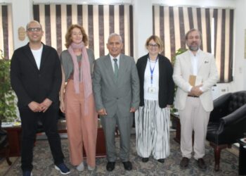 وفد من الاتحاد الأوروبي يزور البحوث الزراعية لبحث آفاق التعاون المشترك