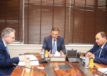 وزير الزراعة يبحث تعزيز التعاون مع البنك الدولي لدعم جهود التنمية الزراعية في مصر