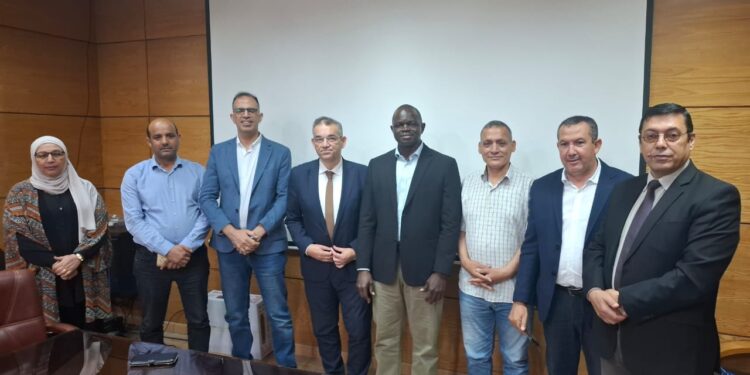 المحاصيل الحقلية يستقبل مدير مركز الأرز الأفريقي لبحث سبل التعاون 1 المحاصيل الحقلية يستقبل مدير مركز الأرز الأفريقي لبحث سبل التعاون