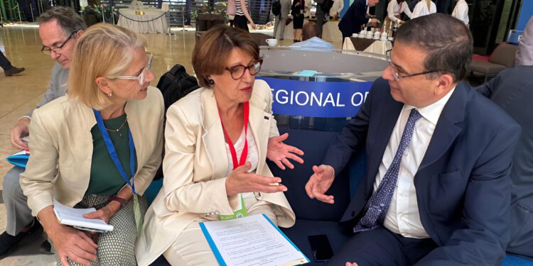 وزير الزراعة يلتقي نظيرته الفرنسية لبحث التعاون المشترك على هامش اجتماعات روما 1 وزير الزراعة