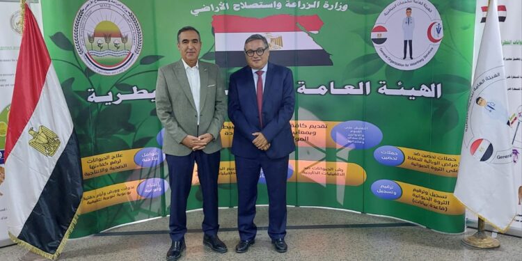 «الخدمات البيطرية» تبحث تعزيز الرقابة على المنتجات ذات الأصل الحيواني مع فرنسا 1 الخدمات البيطرية