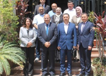 وفد أوزبكي يزور مركز البحوث الزراعية للتعرف علي الخبرات المصرية في مجال إنتاج البطاطس