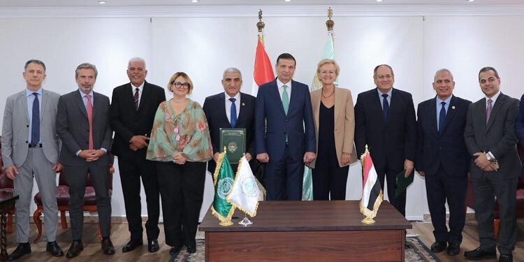 الزراعة وأكساد يوقعان حزمة مشروعات لتعزيز الأمن الغذائي في مصر 1 الأمن الغذائي