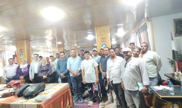 إنتاج الحرير الطبيعي