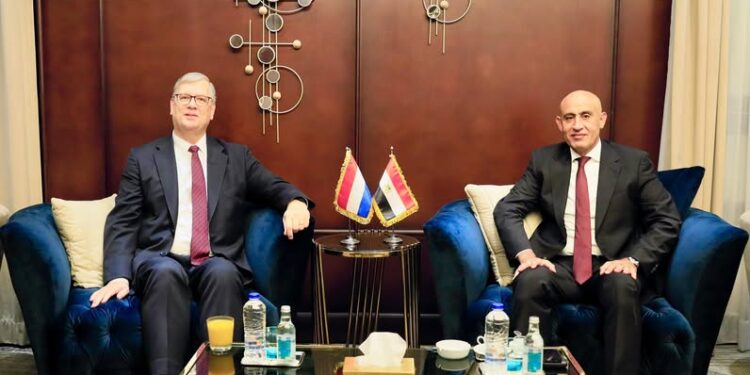 وزير التعليم يبحث مع سفير هولندا تطوير المدارس الفنية الزراعية 1 المدارس الفنية الزراعية