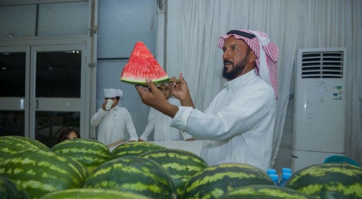 منتجات المزارعين الموسمية