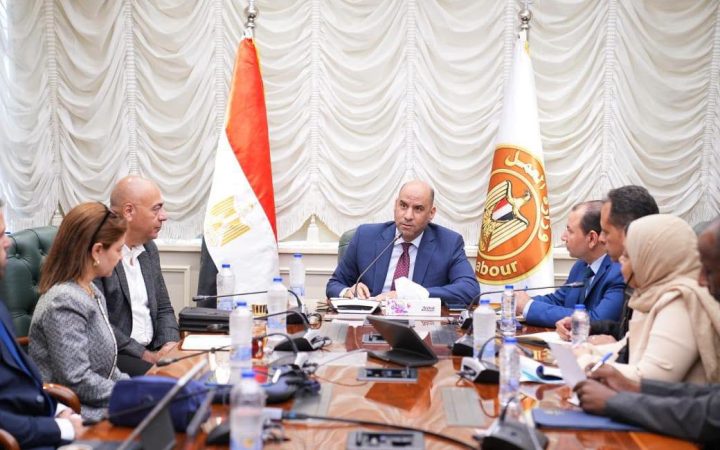 تصاريح عمل الأجانب