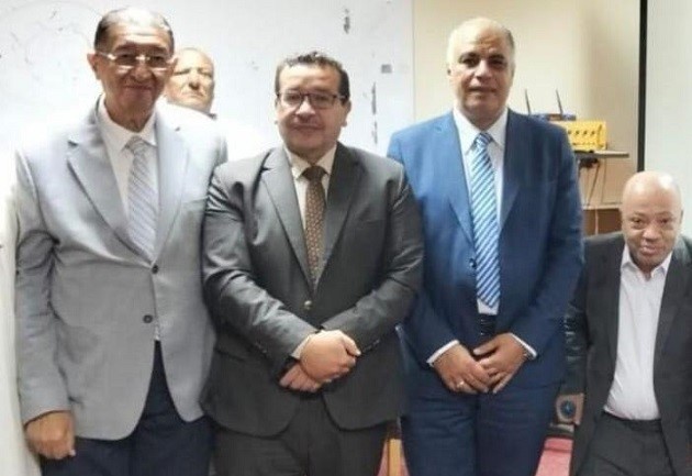 سسس